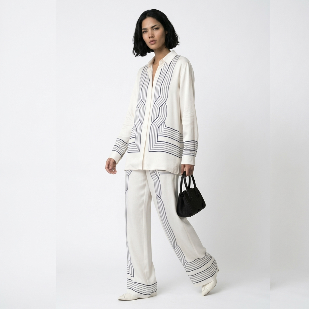 Calça Acetinada Fluída