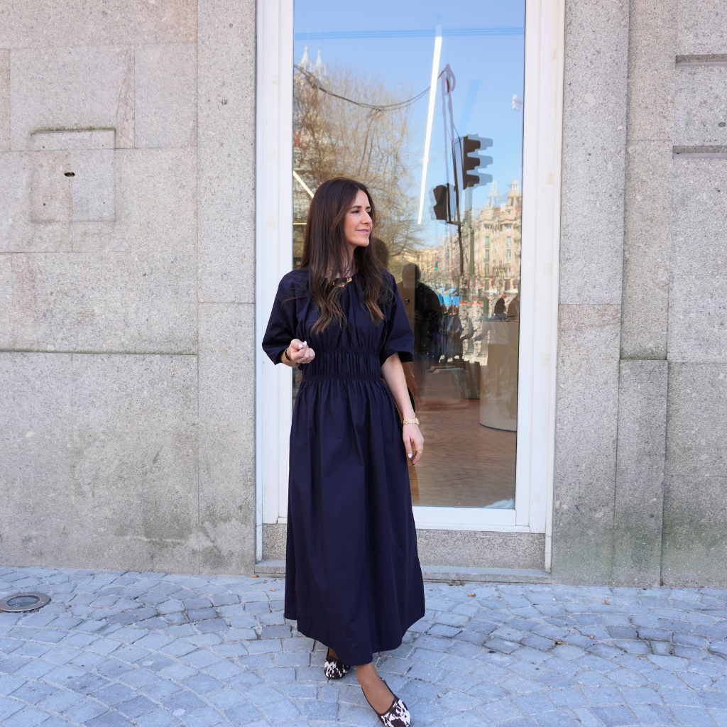 Vestido Midi com Manga Ampla