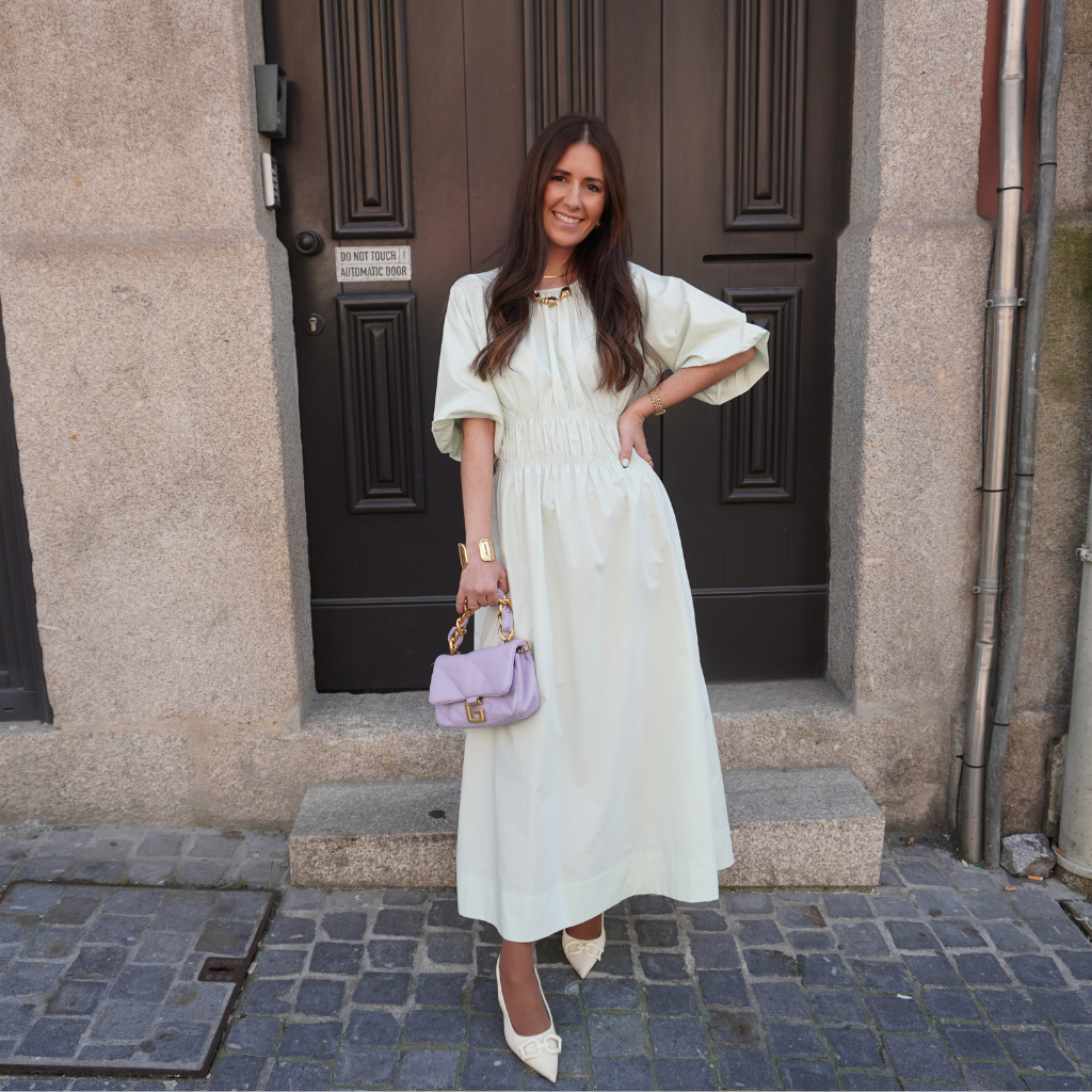Vestido Midi com Manga Ampla