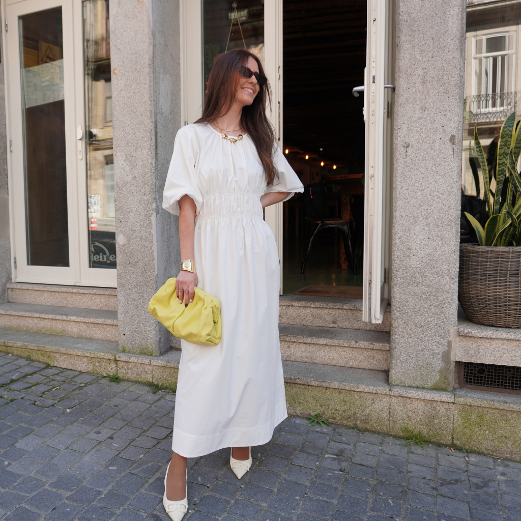 Vestido Midi com Manga Ampla