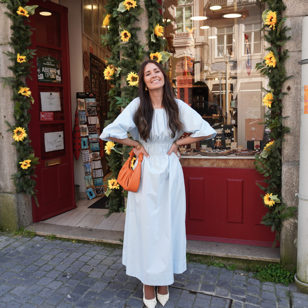 Vestido Midi com Manga Ampla