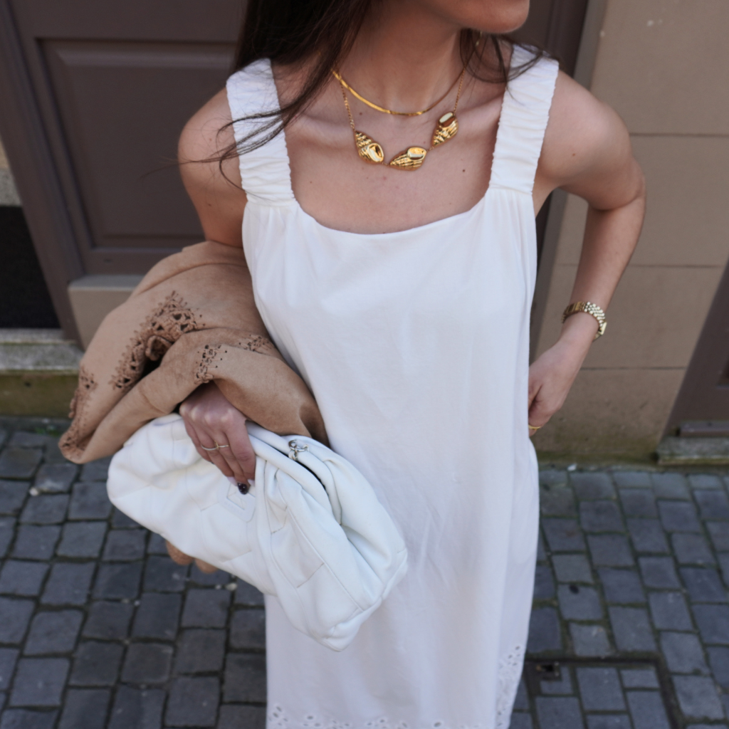Vestido Midi Bordado em Algodão