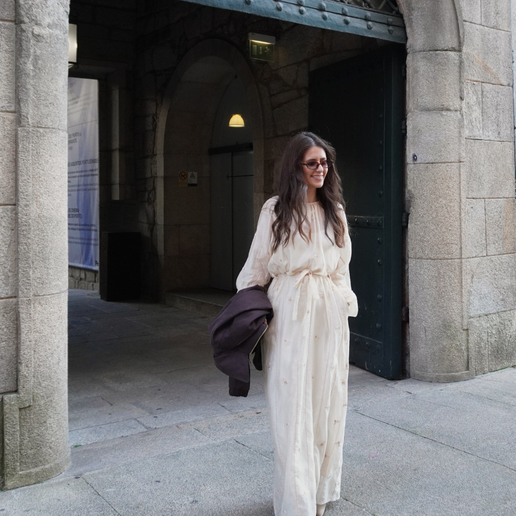 Vestido romântico com Manga Abalonada