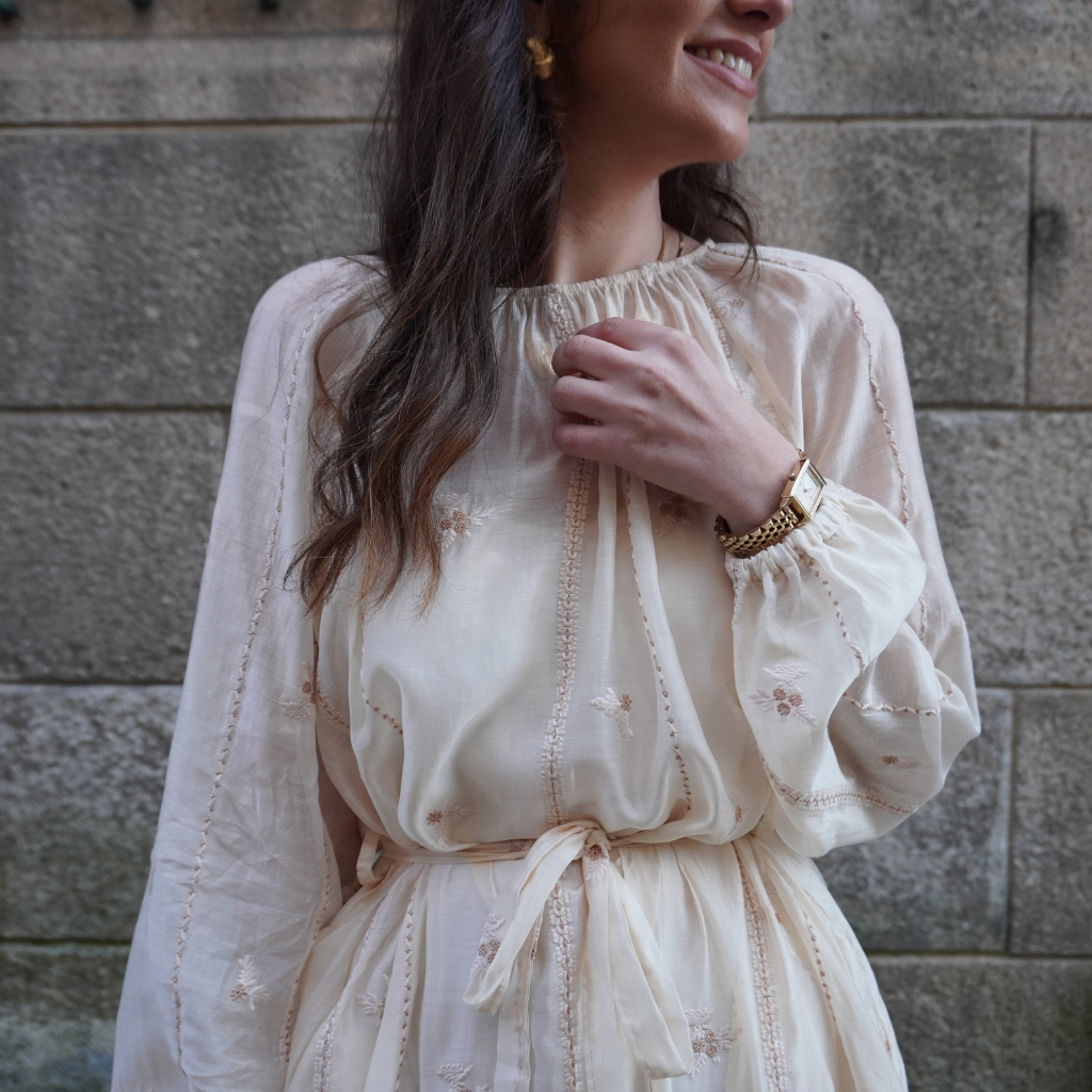 Vestido romântico com Manga Abalonada